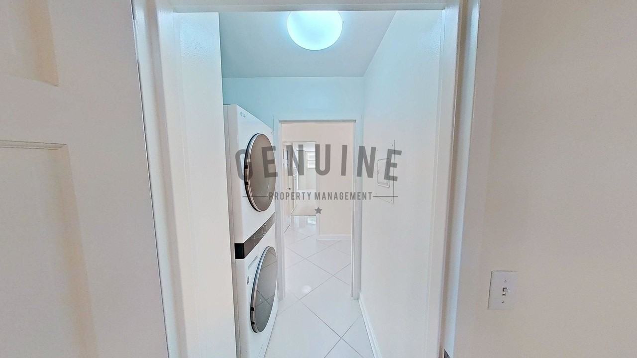 310 Fernando St - Photo 3 of 38