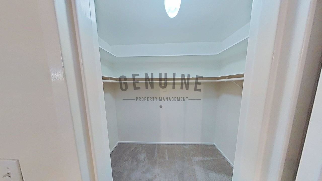 310 Fernando St - Photo 5 of 38