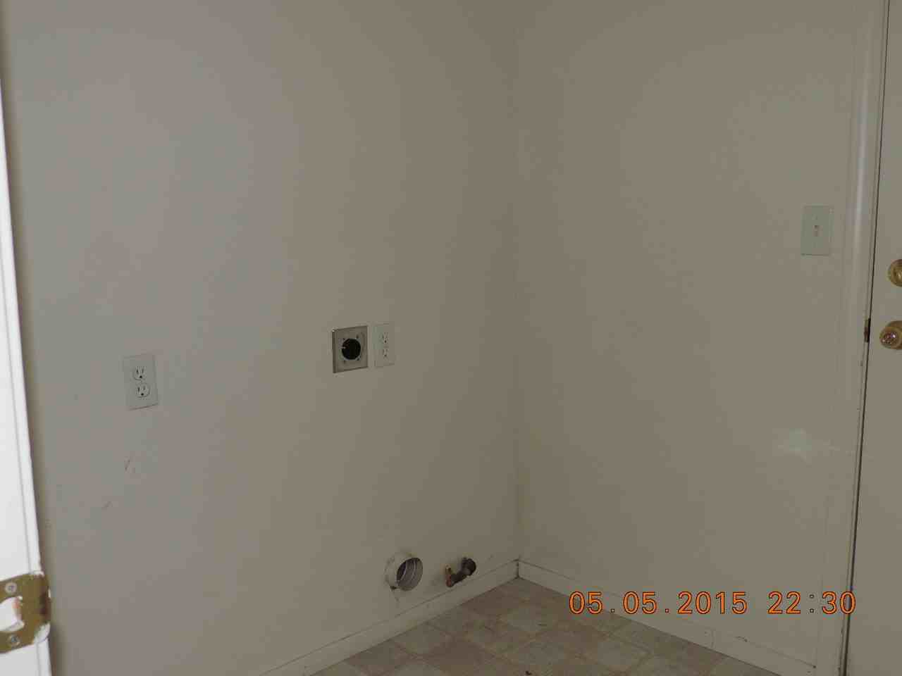 716 Fall St - Photo 5 of 16