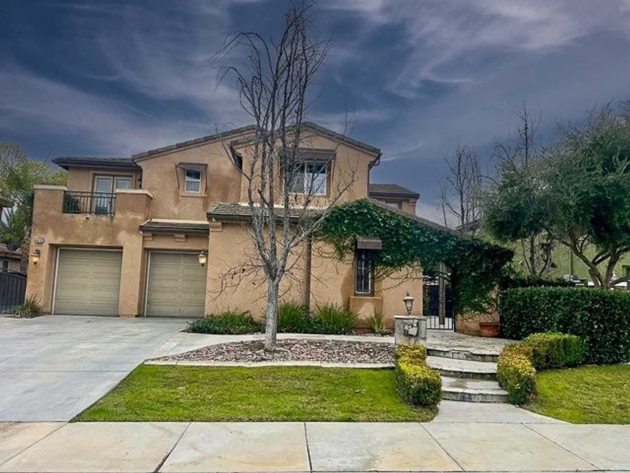 34712 Chinaberry Dr - Photo 2 of 50