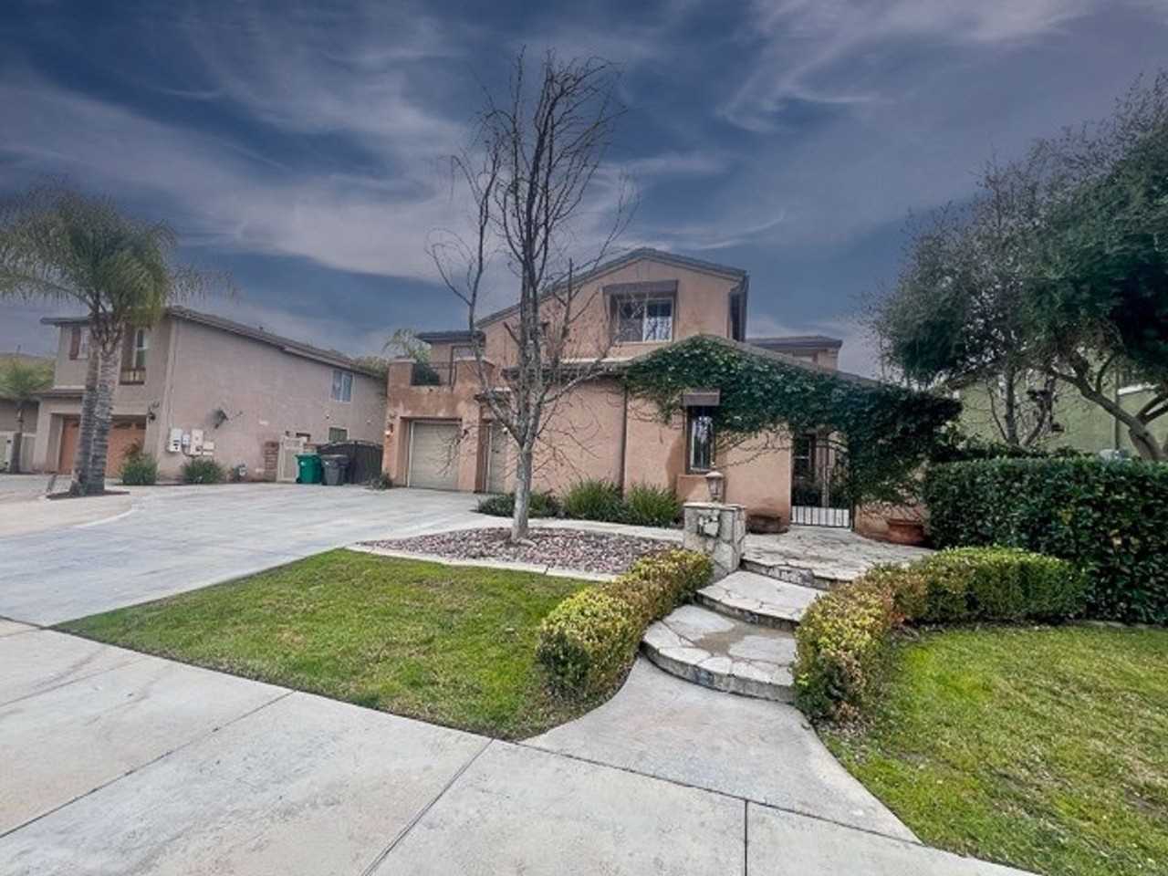 34712 Chinaberry Dr - Photo 4 of 50