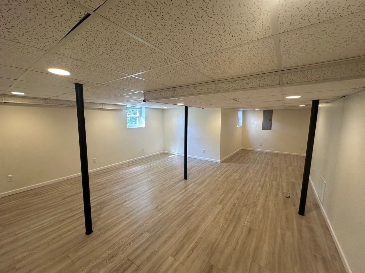 2250 Fairview St - Photo 5 of 11