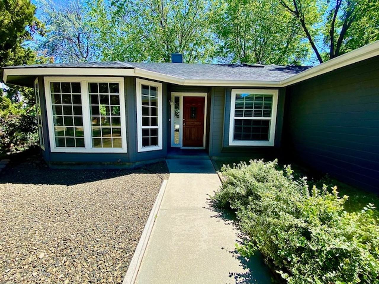 4716 N Anchor Way - Photo 3 of 50