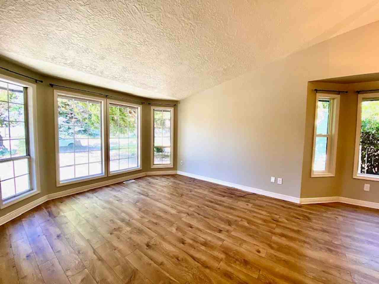 4716 N Anchor Way - Photo 5 of 50