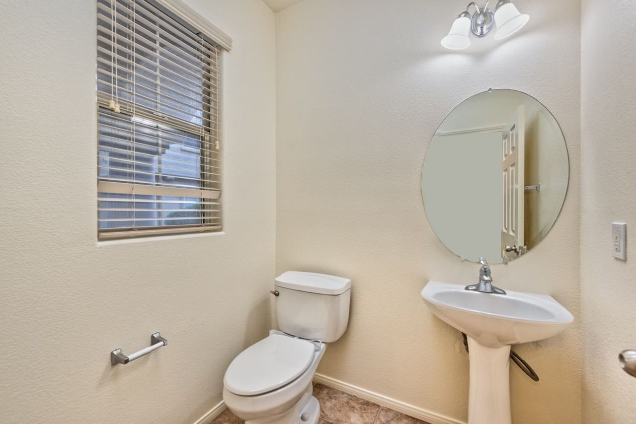 8525 Caladium Ct - Photo 7 of 16