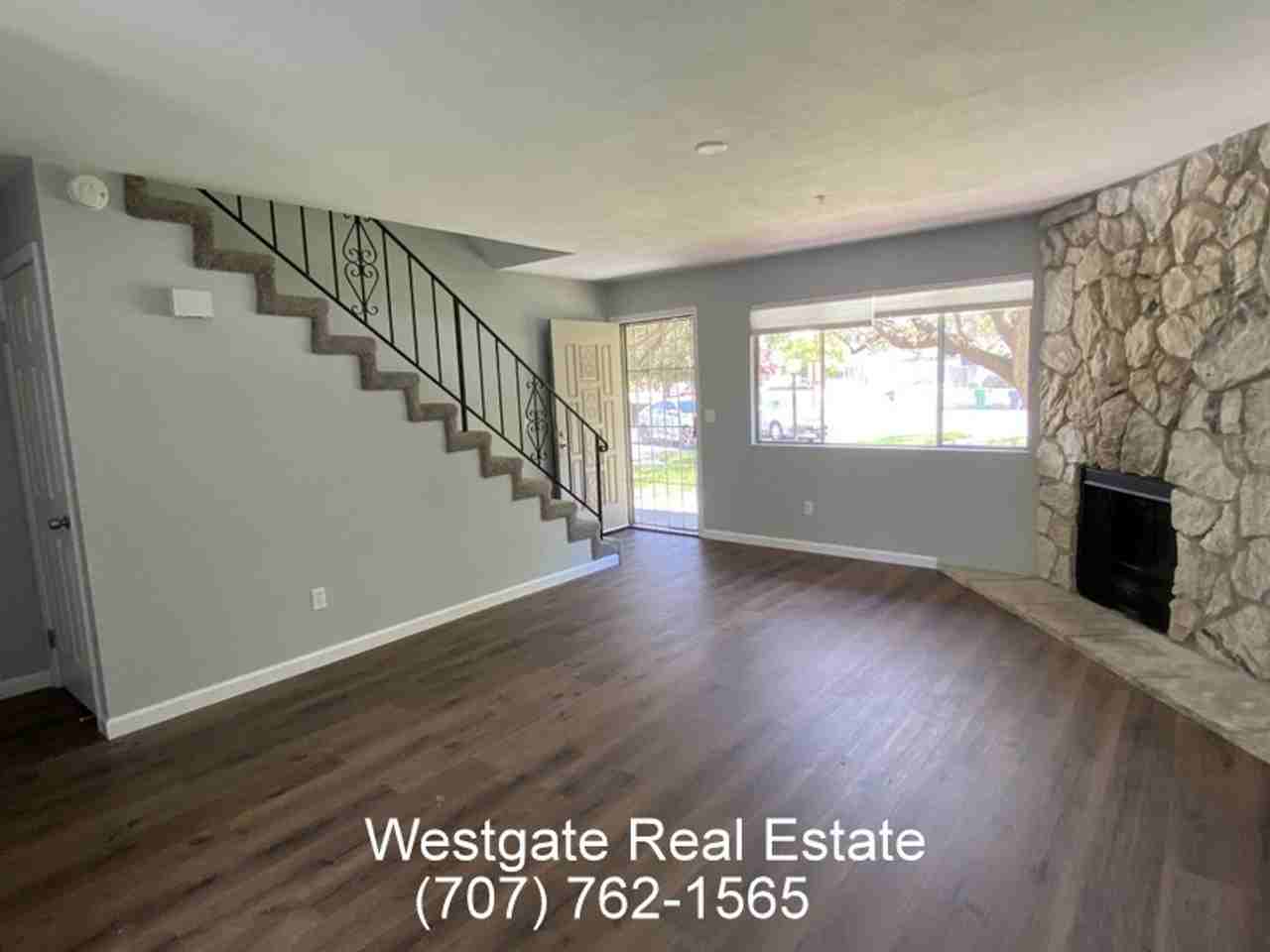 1016 Eleanor Ave - Photo 2 of 21