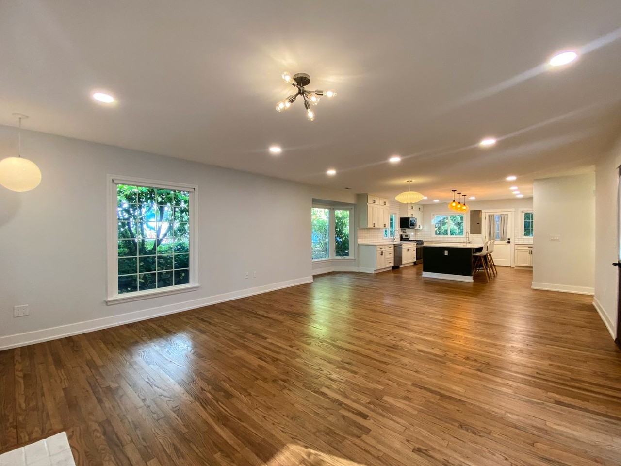 8866 Edgewater Dr Sw - Photo 5 of 18