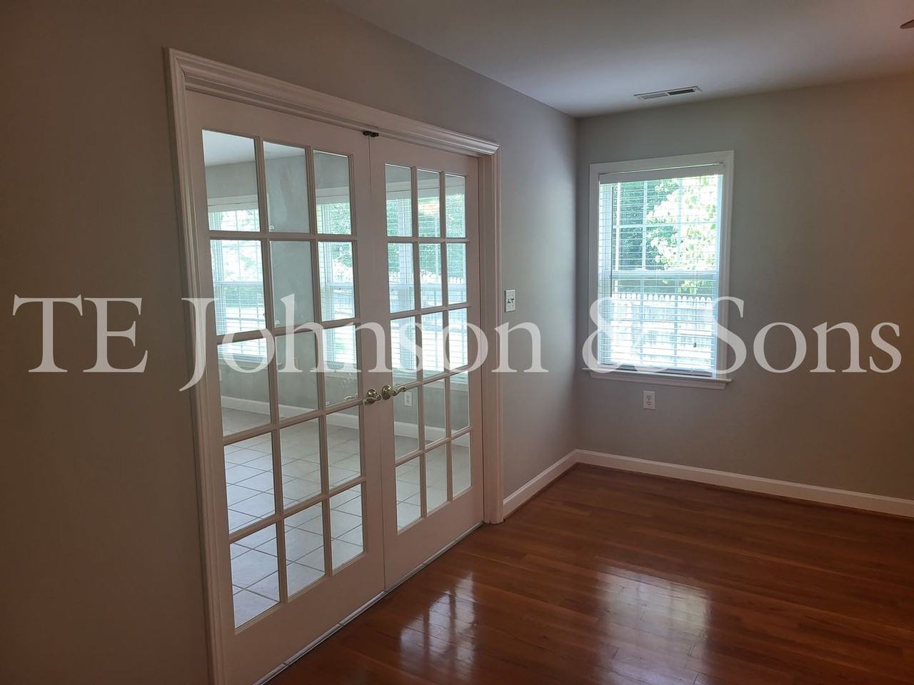 4740 Bridle Path - Photo 6 of 13