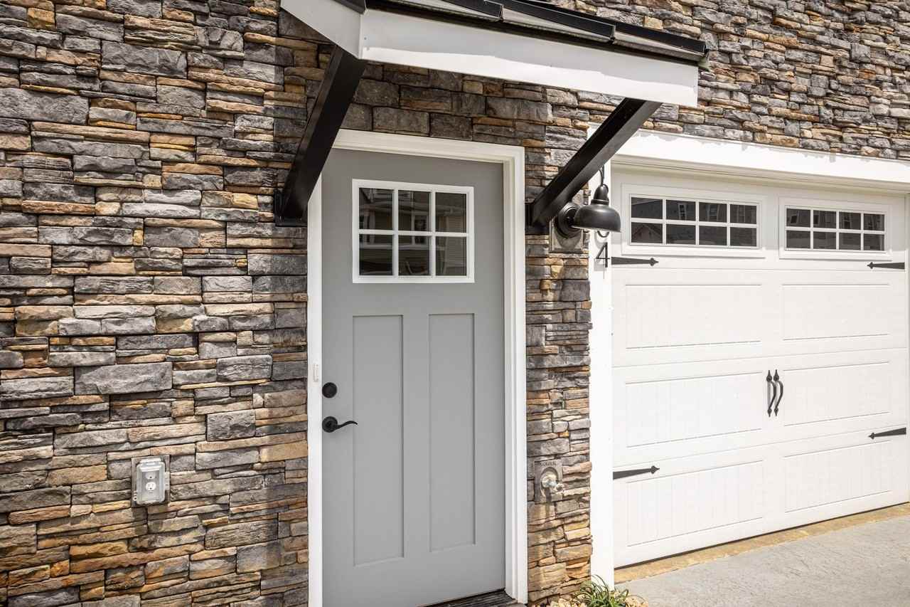 1330 Palomino Trl - Photo 3 of 39