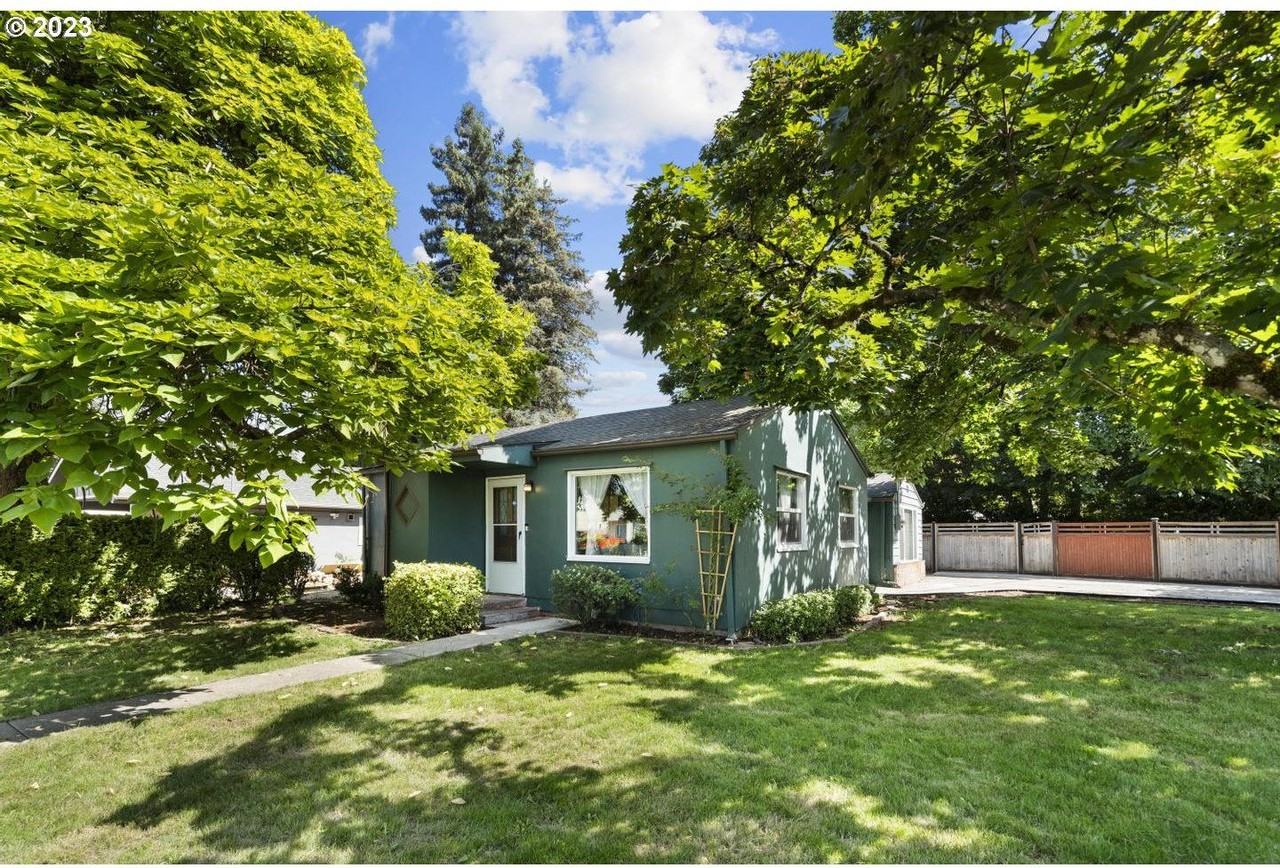 499 Sw 5th Ave - Photo 3 of 27