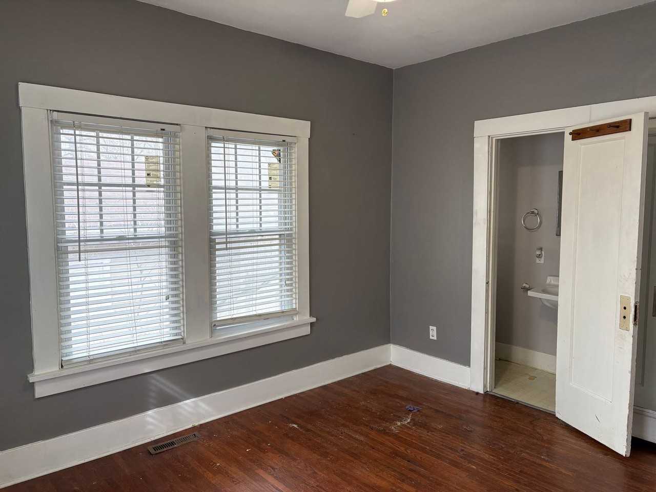 621 N Juliette Ave - Photo 3 of 7