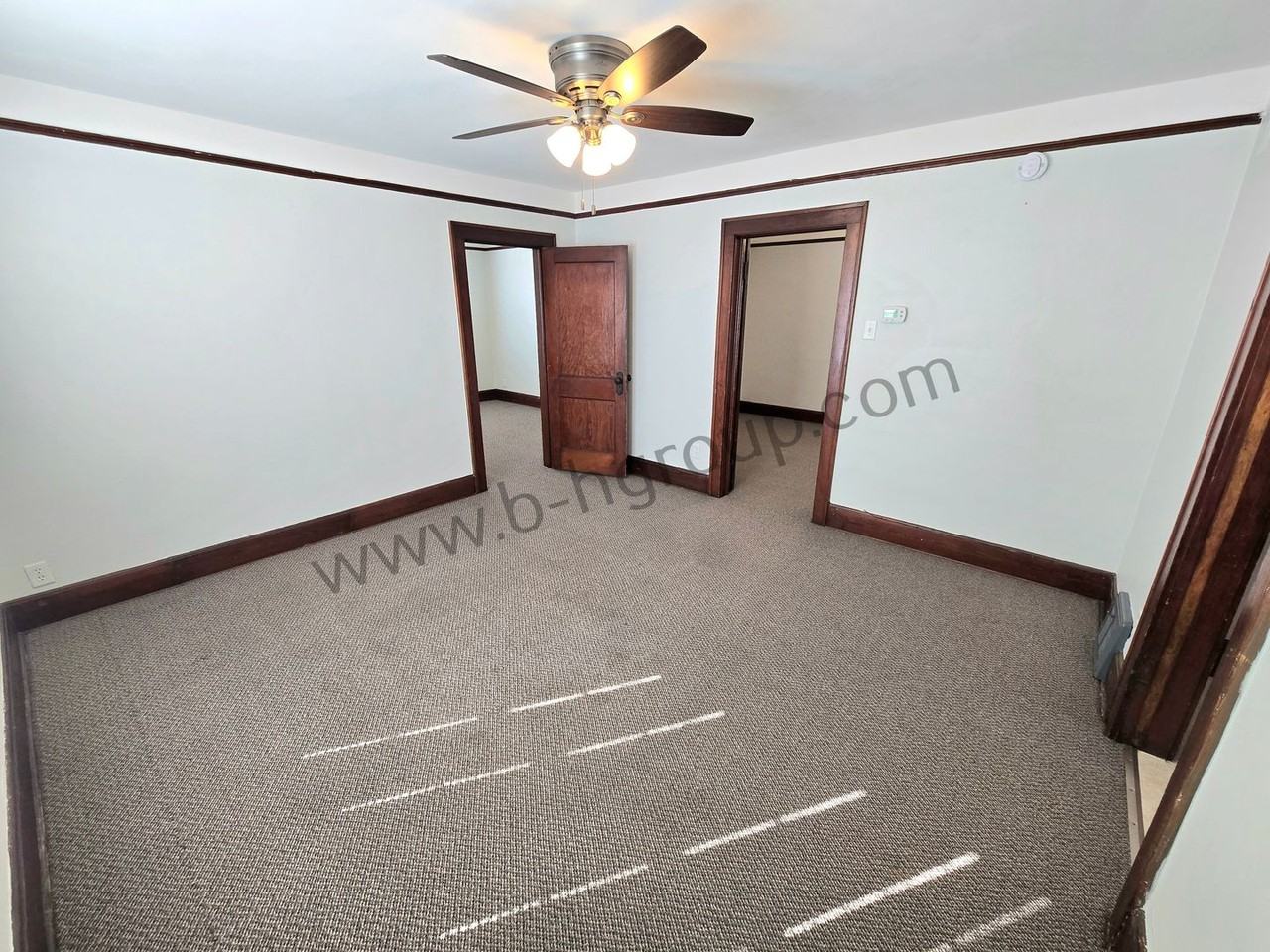 4529 18th Ave - Photo 4 of 23