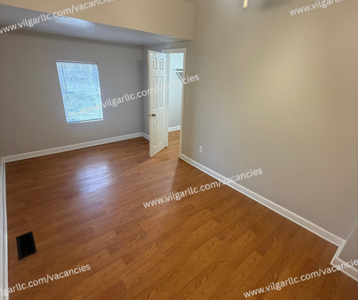 2256 Connecticut St - Photo 3 of 28