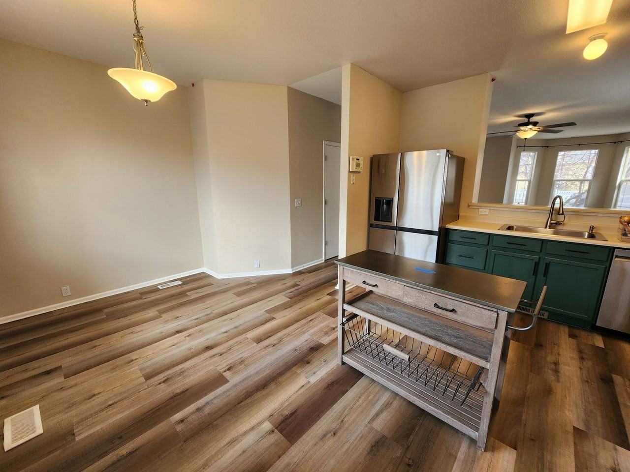 2474 Saint Paul Dr - Photo 6 of 16