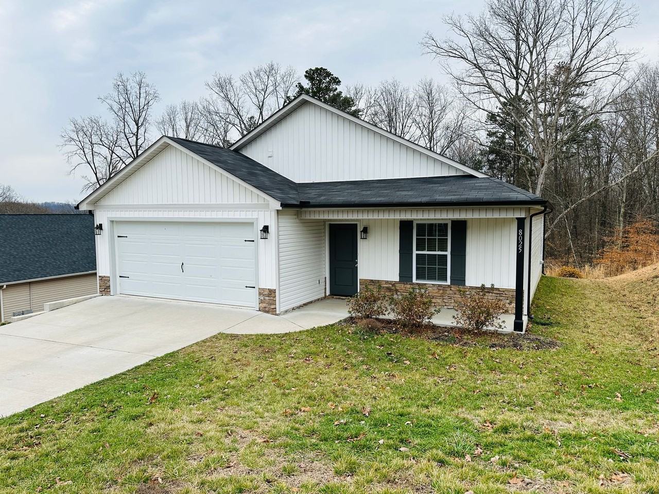 8025 Poplar Grove Ln - Photo 6 of 29