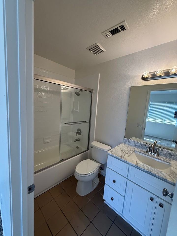 451 Tabor Ave - Photo 7 of 17