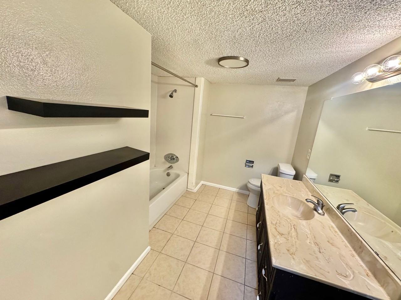 500 W Kiowa Dr - Photo 7 of 7