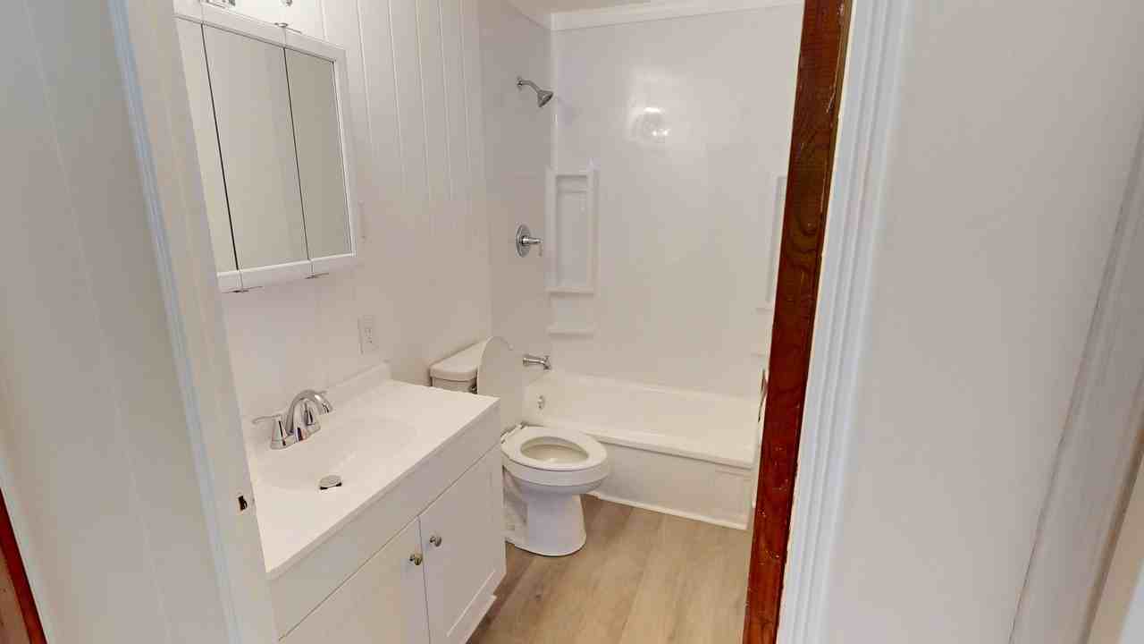 13 Hawley Ave - Photo 5 of 21