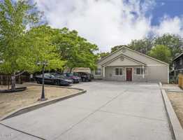 featured image of 496 Highland Ave #1