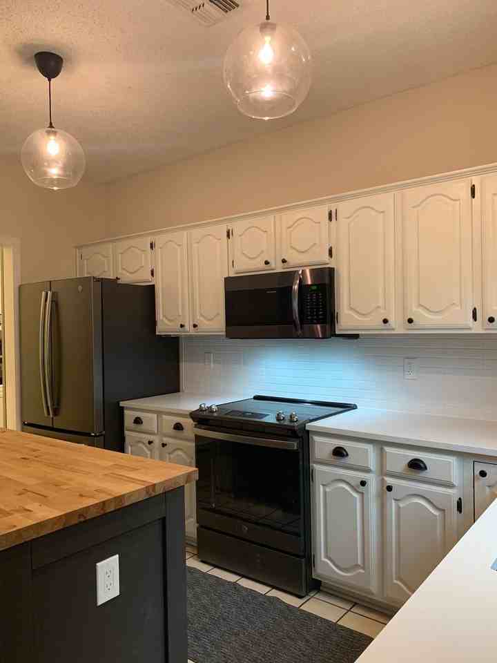 2217 Heatherton Pl - Photo 3 of 12