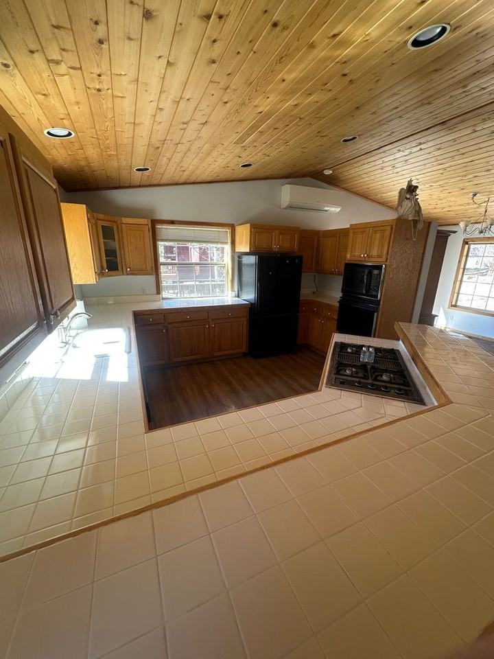 15608 Waterloo Cir - Photo 6 of 27