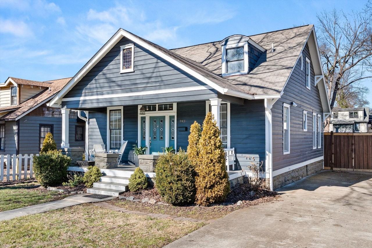 943 W Eastland Ave - Photo 2 of 43