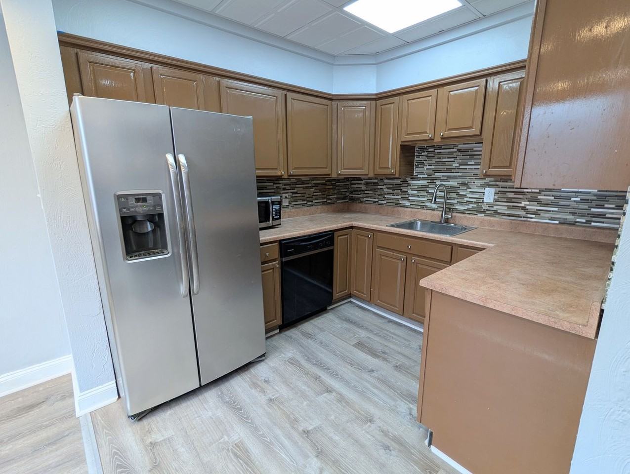 865 Marshall Ave - Photo 2 of 21