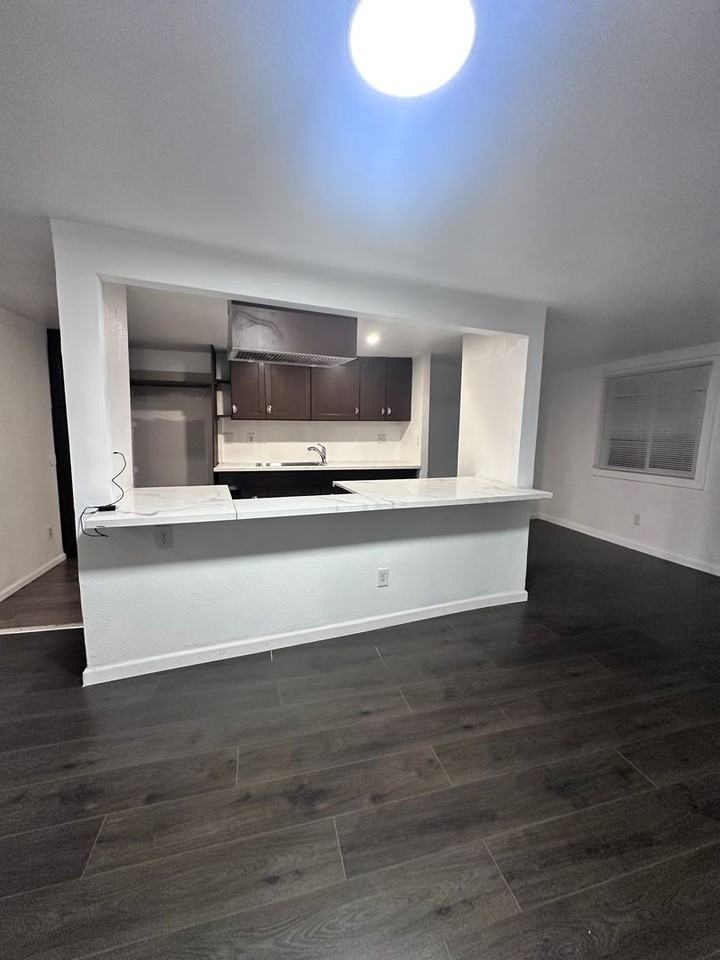 23510 Ellis Ave - Photo 5 of 9