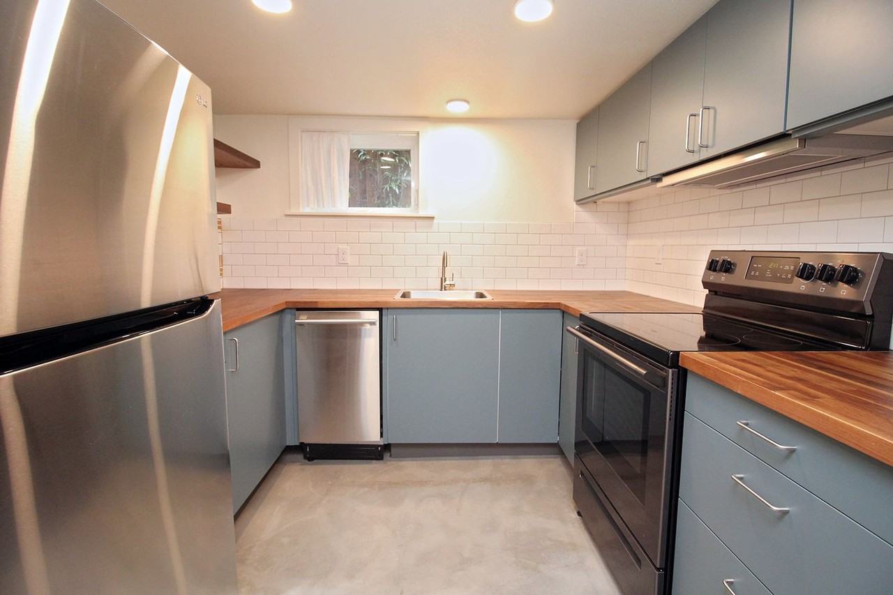 3734 Se 26th Ave - Photo 7 of 17