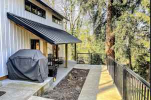 featured image of 3411 Se Naef Rd