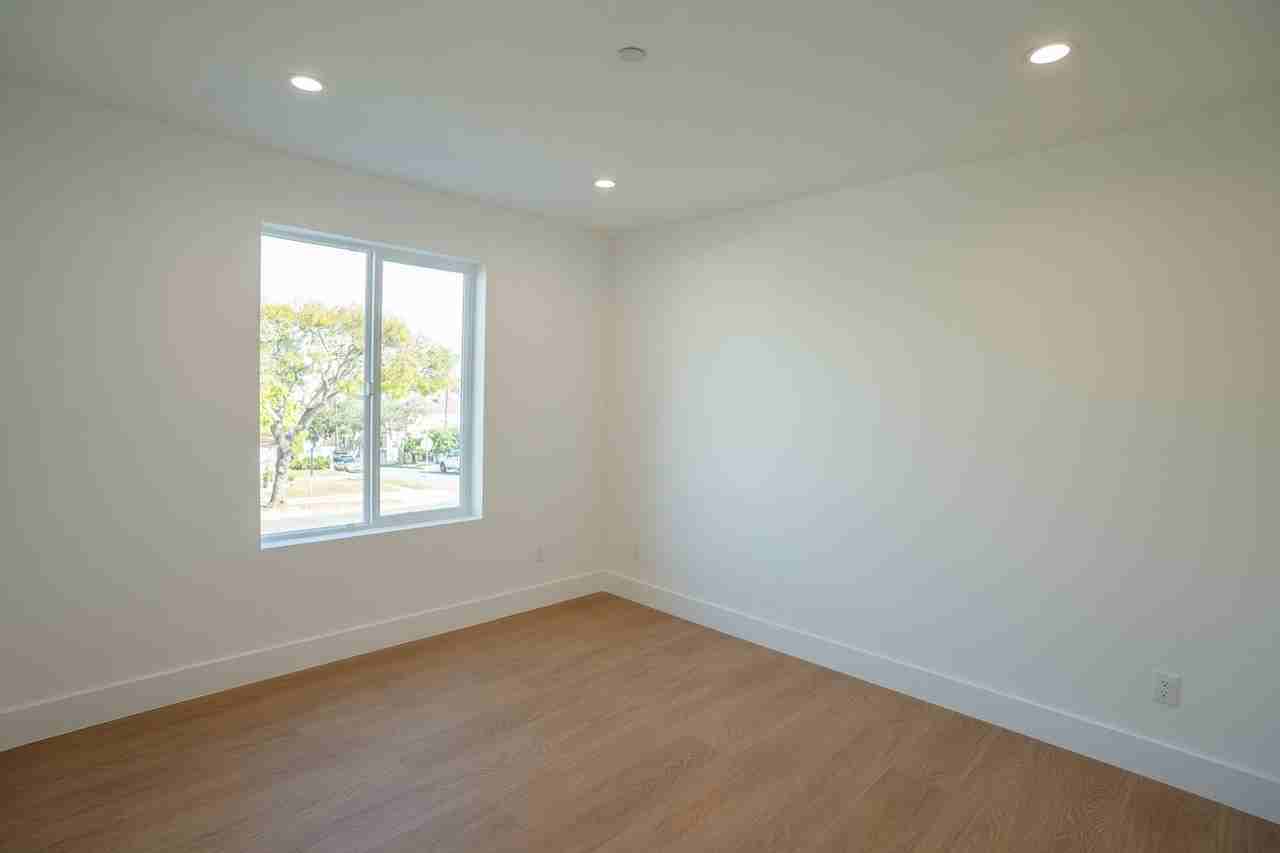 New Construction 3 bed/ 3 bath Townhome w Private 2 car garage + Oversized Balcony - Photo 5 of 19