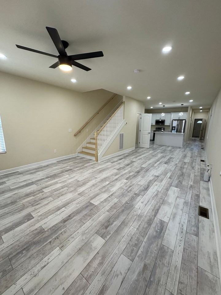 1911 Hermosa St - Photo 7 of 33