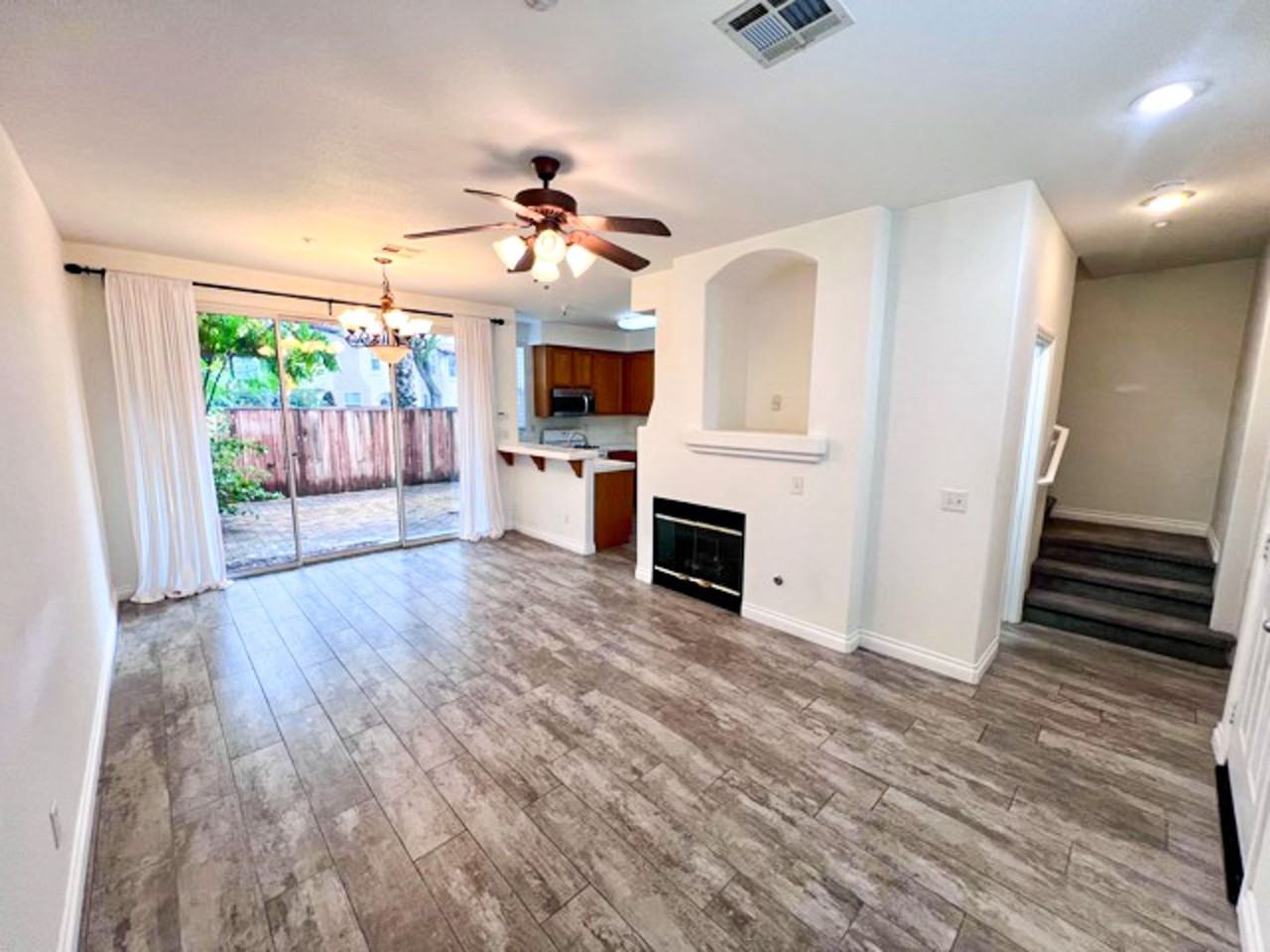 30400 Buccaneer Bay #E - Photo 7 of 37