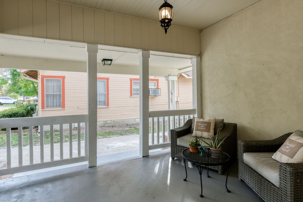 1932 W Huisache Ave - Photo 6 of 36