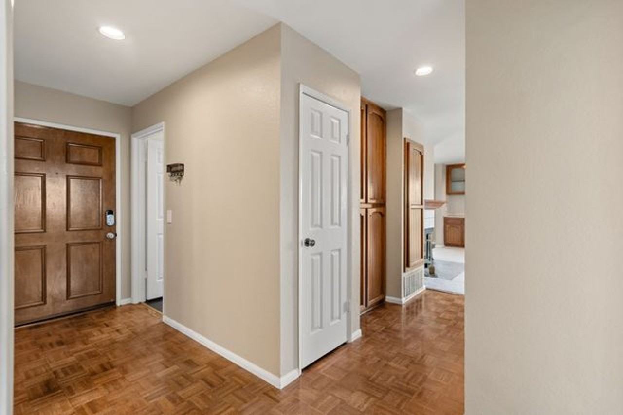 1066 W 11th St #4 - Photo 2 of 16