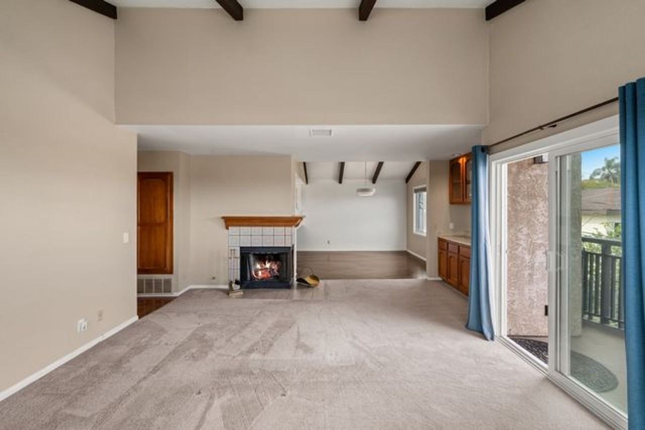 1066 W 11th St #4 - Photo 5 of 16