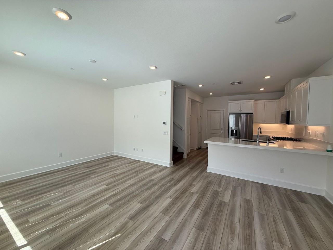 2537 Little Rock Ln - Photo 3 of 15