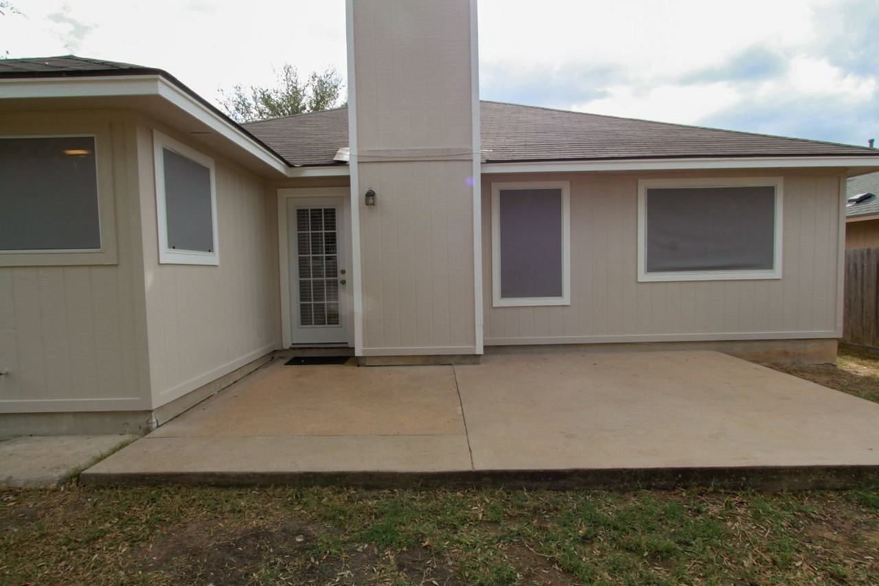 14708 Highsmith St - Photo 3 of 28