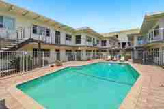 519 Stratford Ct #C - Photo 1 of 1