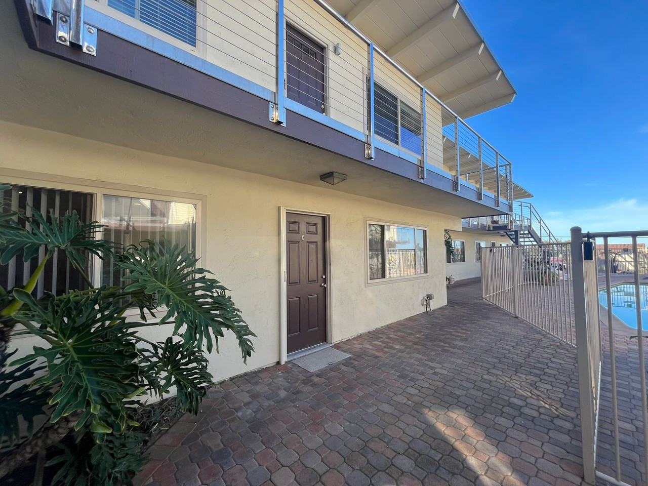 519 Stratford Ct #C - Photo 2 of 26