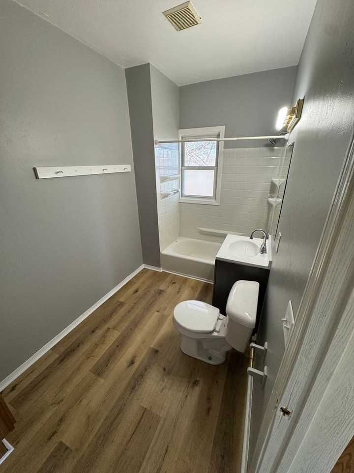 915 S Chestnut - Photo 6 of 16