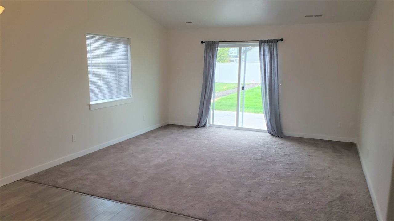 2380 W Coneflower St - Photo 3 of 7