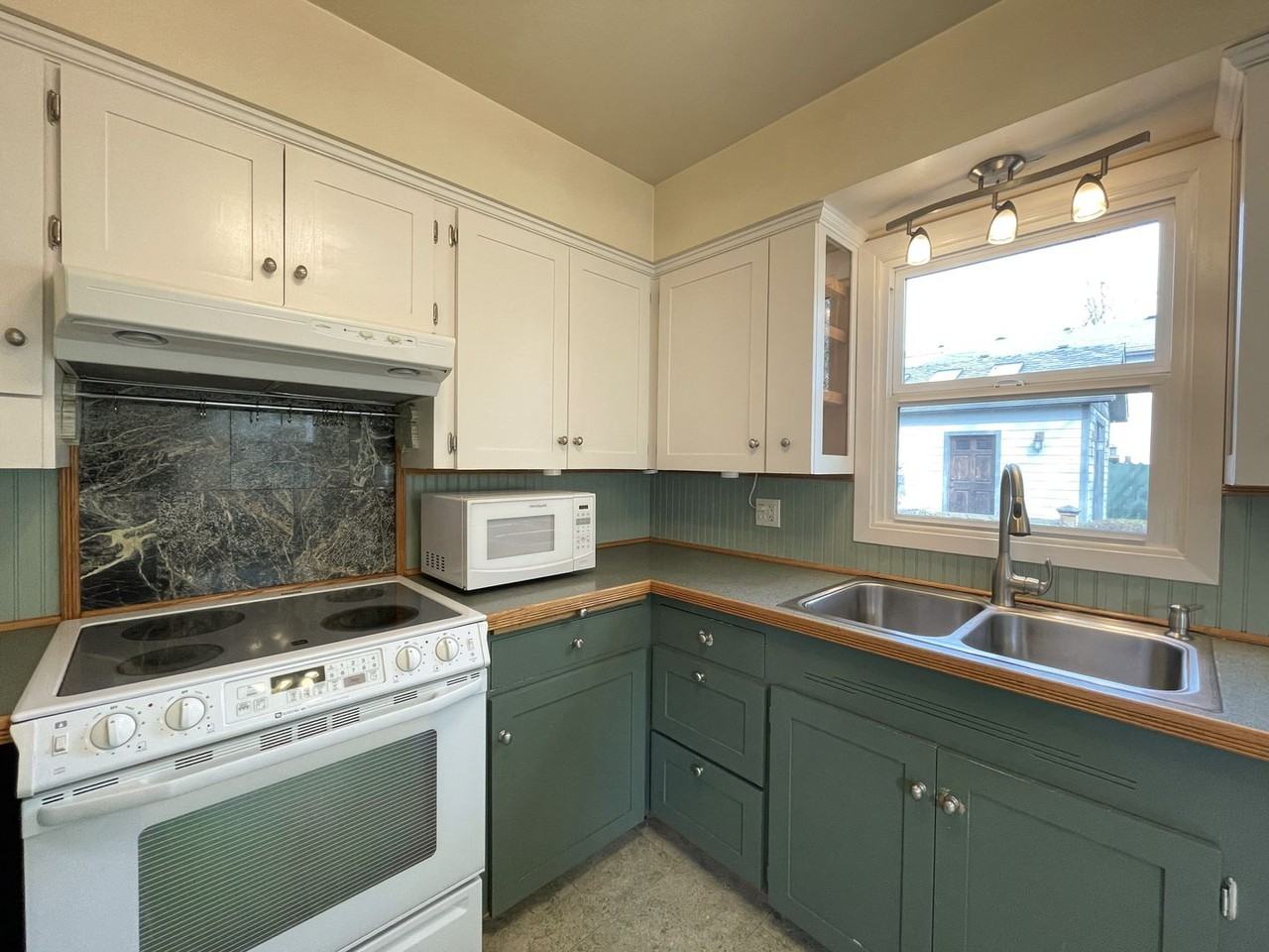 1341 Se Tenino St - Photo 7 of 23