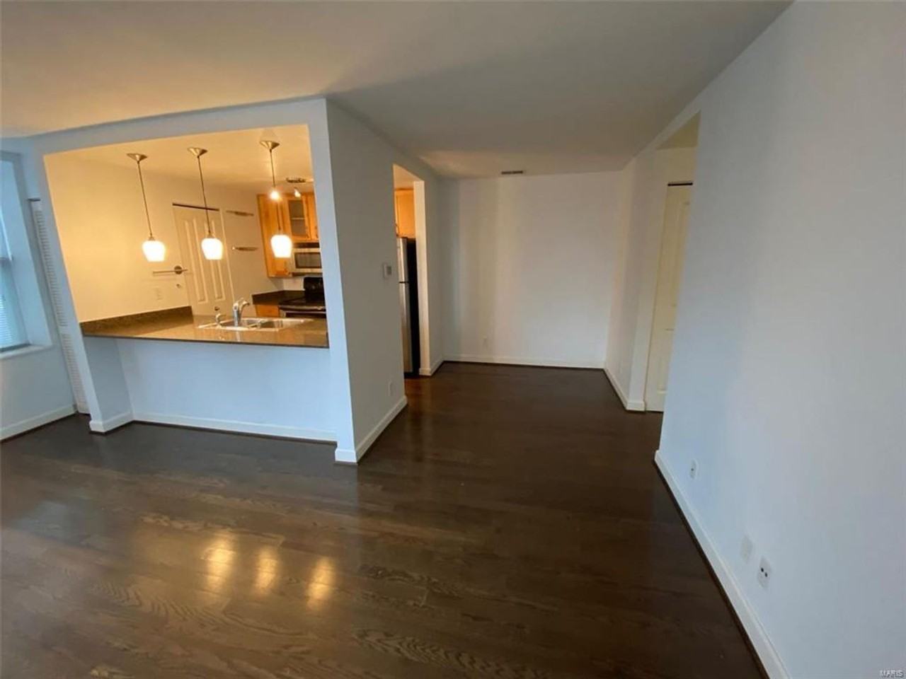 5330 Pershing Ave #606 - Photo 5 of 22