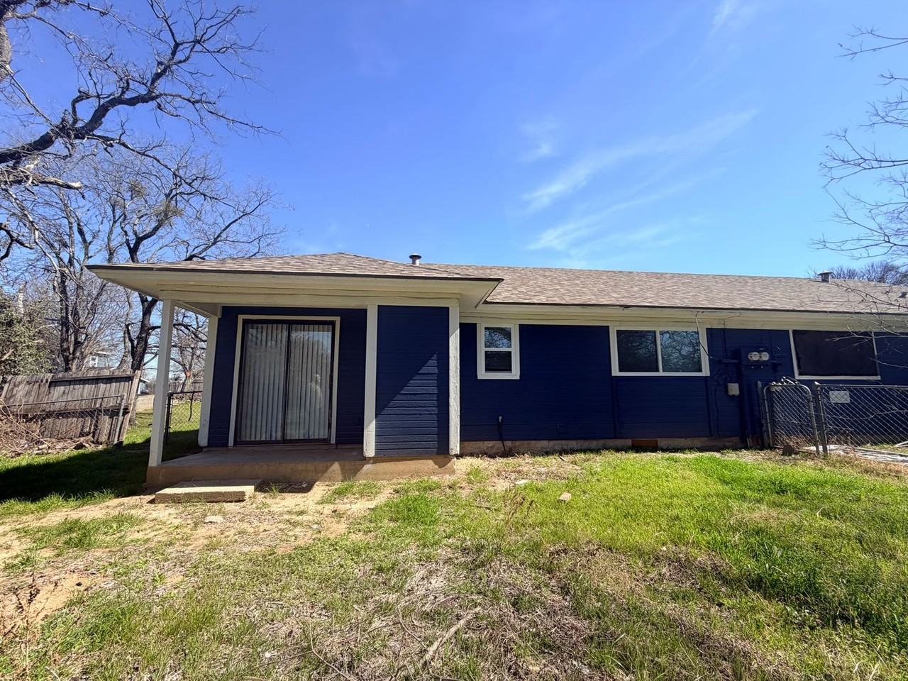 4129 Lakewood Dr #B - Photo 2 of 11