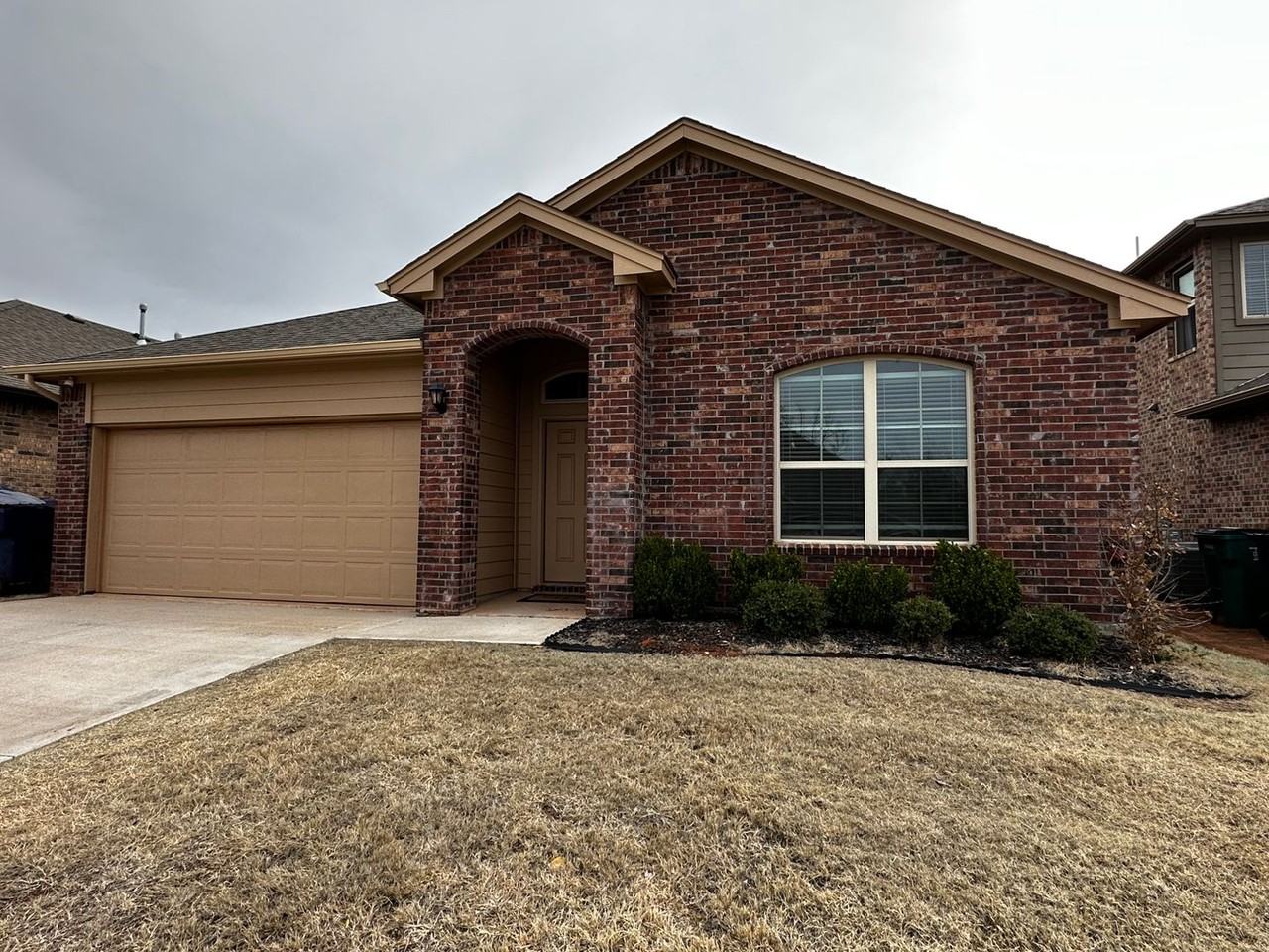 14816 Slippery Falls Cir - Photo 3 of 44