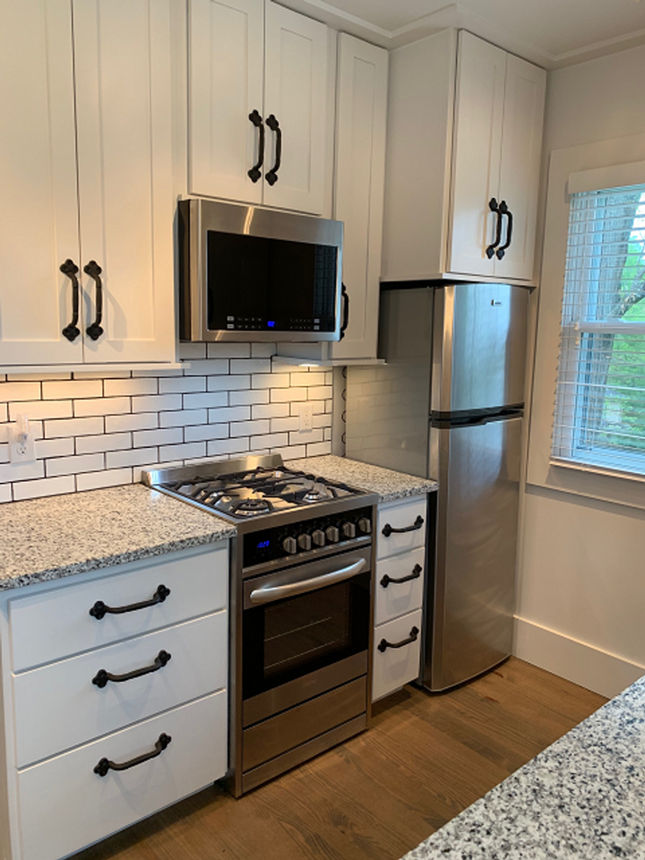 311 Myers St - Photo 6 of 11