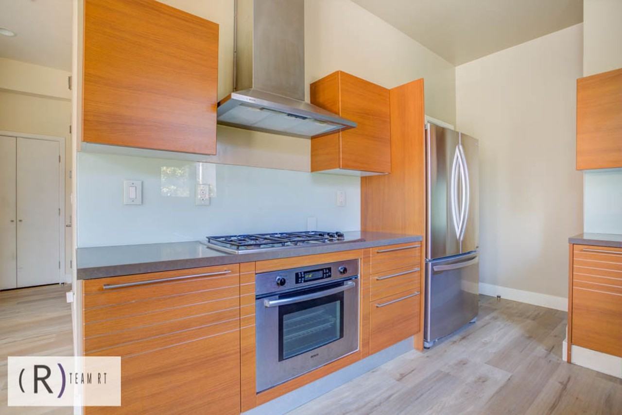 1737 Colby Ave #201 - Photo 4 of 36