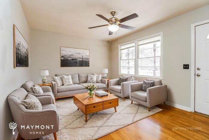 4248 Donavan Dr - Photo 5 of 15