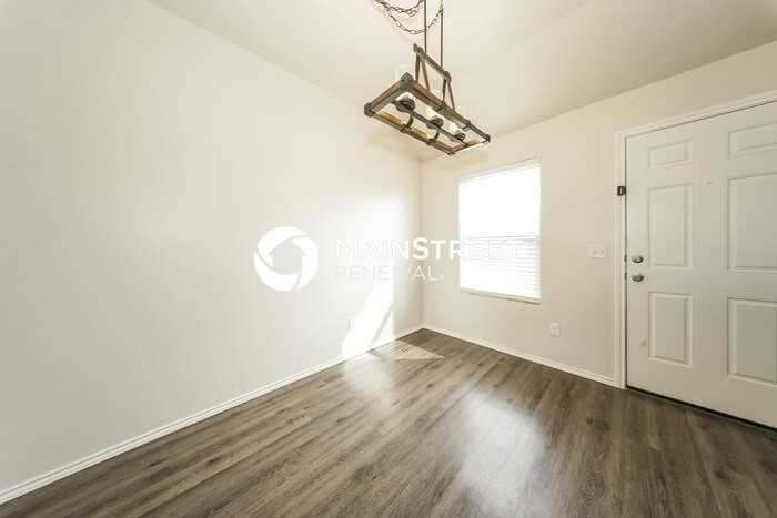 5632 Dunlin Rd - Photo 6 of 17